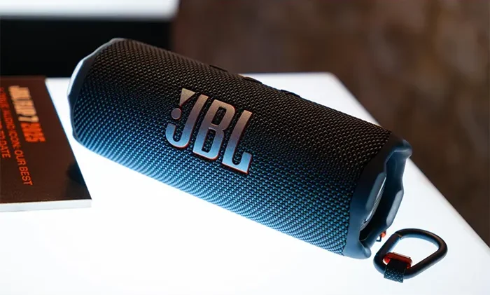 اسپیکر جی بی ال مدل Flip 7